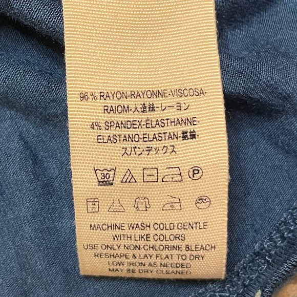 We The Free Sea Blue Green White Polka Dotted Bell Sleeve Ruched V-Neck Large - Picture 6 of 7